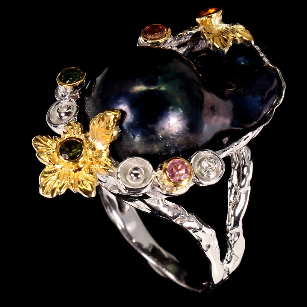 Precious Black Tahitian Pearl Ring With Gems